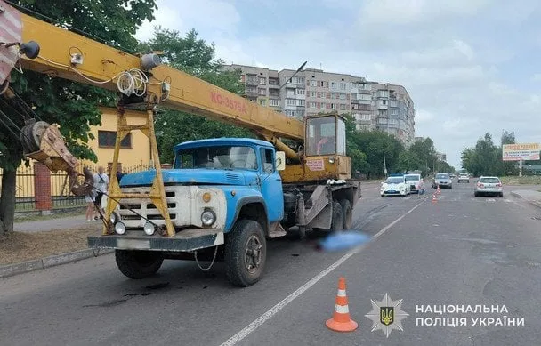 ДТП з автокраном на Львівщині: як уникнути трагедії на дорозі